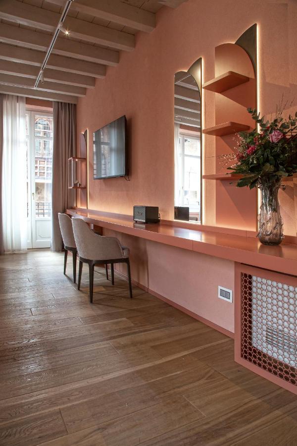 Relais Balcone Di Giulietta Hotel Verona Eksteriør billede A room at the hotel