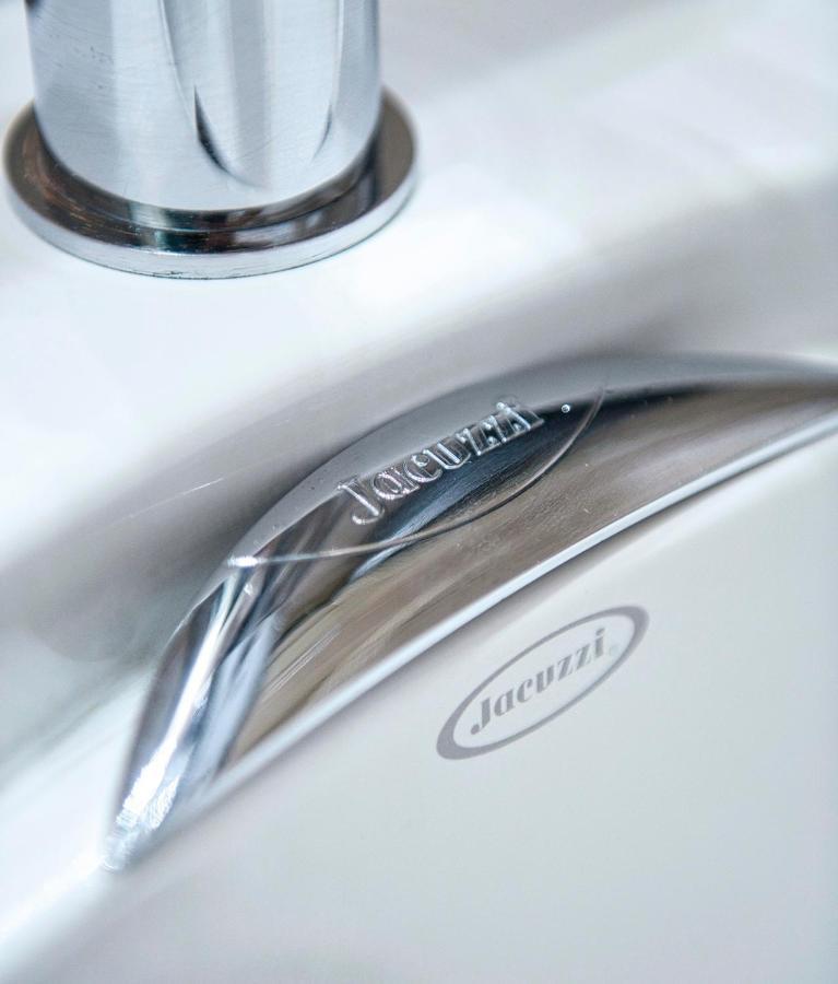 Relais Balcone Di Giulietta Hotel Verona Eksteriør billede A 304 stainless steel sink